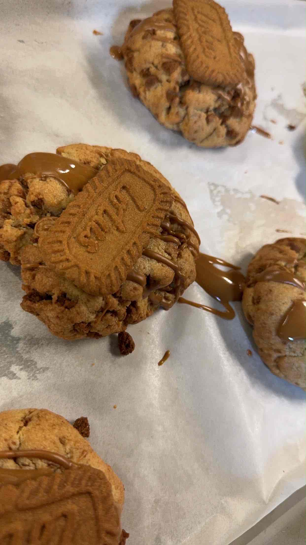Cookie crumb bites